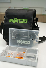 Cargar imagen en el visor de la galería, Mochila de herramientas; CON HERRAMIENTAS Y CONECTORES WAGO; con L-BOXX Mini